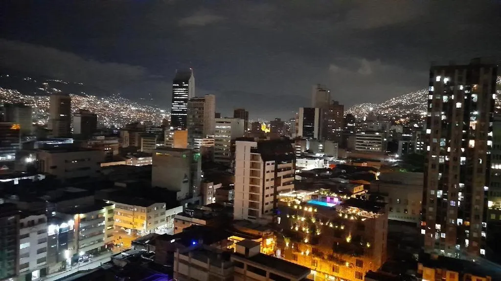 Apartment Centro! Apto San Lorenzo Downtown Apto Economico 2 Hab Parqueadero Incluido Medellin